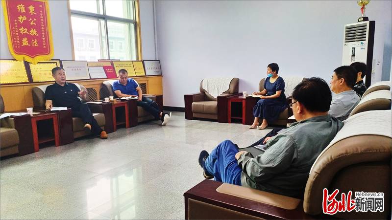 丰宁纪委监委：强化“再监督” 筑牢食品药品安全底线