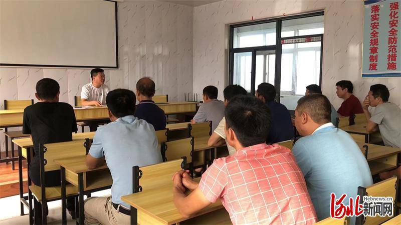 河北隆尧：政策宣讲“直通车”开进企业心坎里