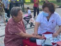 石家庄裕华区开展“义诊活动进社区 人才志愿服务暖人心”活动