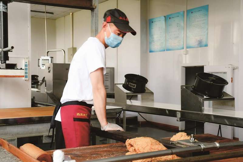 “非遗”在唐山丨花生酥糖制作技艺代表性传承人高启龙：唐山味道 甜酥百年
