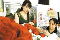 ​城：七夕带动鲜花销售热