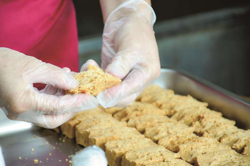 “非遗”在唐山丨花生酥糖制作技艺代表性传承人高启龙：唐山味道 甜酥百年