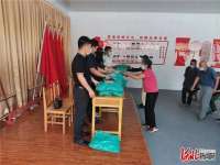 河北柏乡协开展“衣份温暖，让爱在你我之间传递”爱心捐赠活动