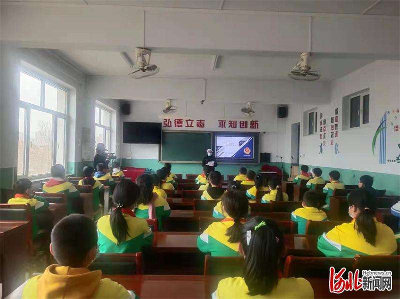 承德市双桥区：交通安全进校园