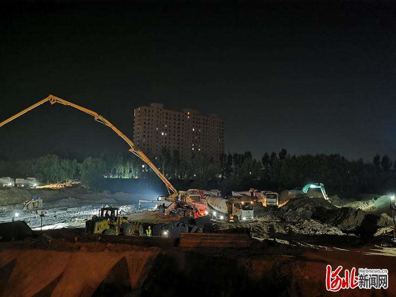挑灯夜战加速度！石家庄水投集团全力提升五支渠—洨河工程