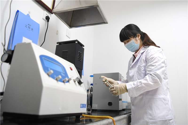 雄安：精准检测原材料 严把工程质量关