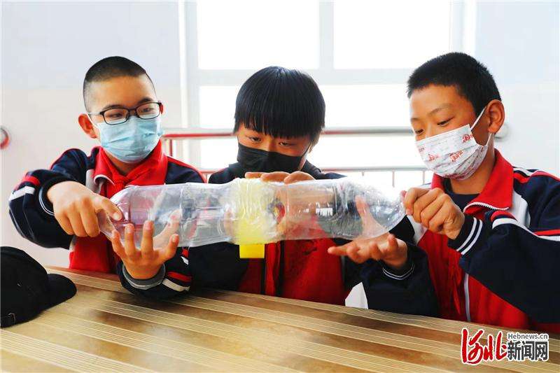 河北张家口：梦想起飞  护航成长