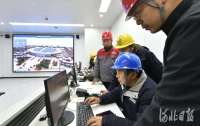 雄安高铁站屋顶光伏项目并网发电 每年可减少二氧化碳排放4500吨