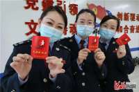 组图 | 河北邢台：铿锵玫瑰撸袖献血