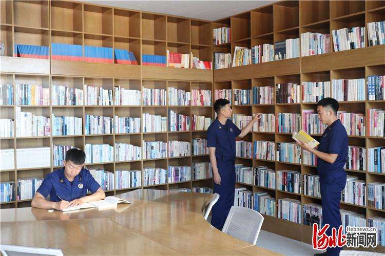 固安消防救援队伍开展“书香红门·悦读成长”主题活动
