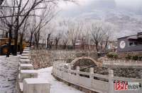 河北邢台太行山区雪后雾凇美如画