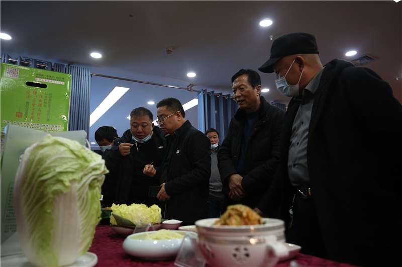 河北平乡县举办滏河贡白菜品鉴暨富硒清代贡品新闻发布会
