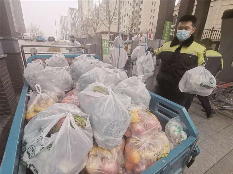 唐山：保供送货解民忧
