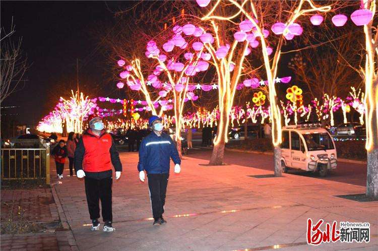 组图丨河北邯郸：坚守岗位保春节供电