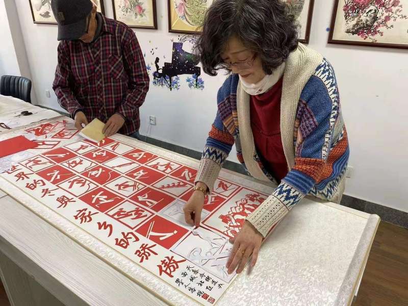 张家口社区居民“花式”欢度冬奥年
