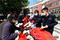 香河志愿者深入社区宣传防灾减灾知识