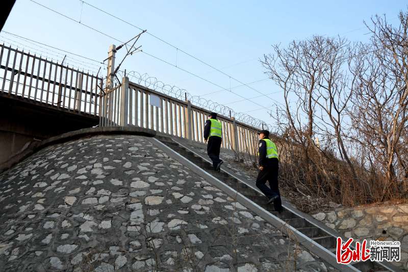 河北邯郸南站派出所强化措施全力护航春运