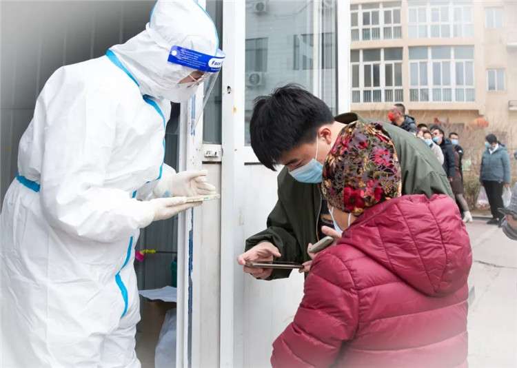 “艺”心抗“疫”！迁安市摄影家协会镜头下的抗疫第一线