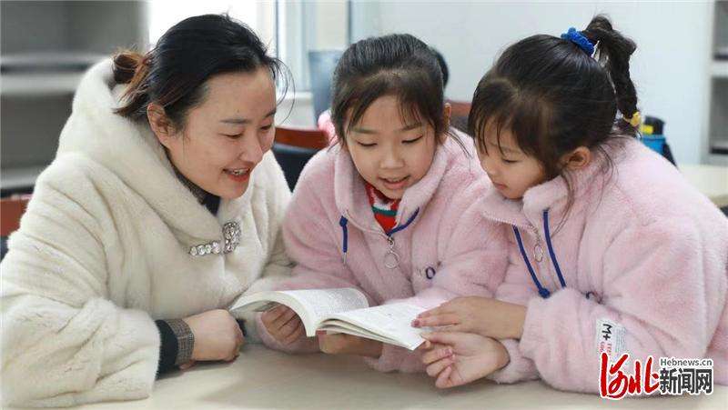 易县24小时智能微图书馆让阅读“不打烊”