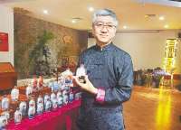 衡水内画记录“逆行天使”的样子 致敬英雄