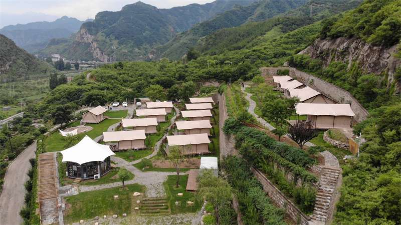 河北涞水：露营热“带火”乡村户外游