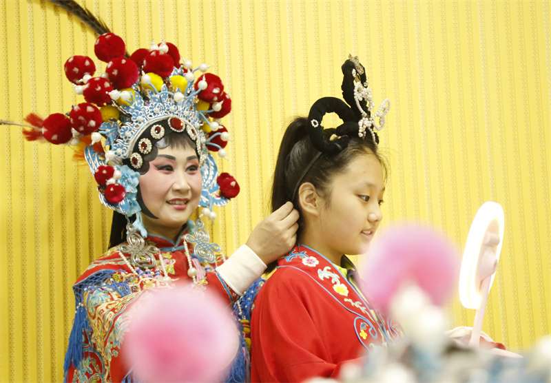 河北邢台：国粹润童心 经典共传承