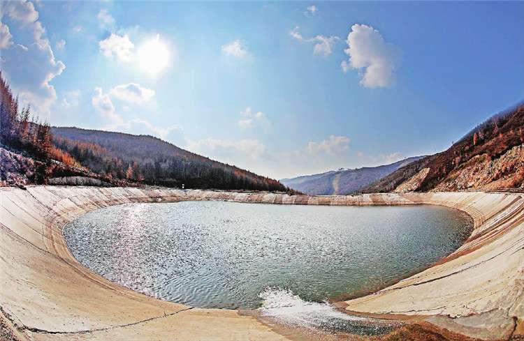 张家口保证冬奥赛场造雪用水充足安全