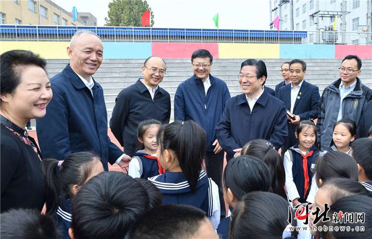 北京市政代表团到雄安新区考察