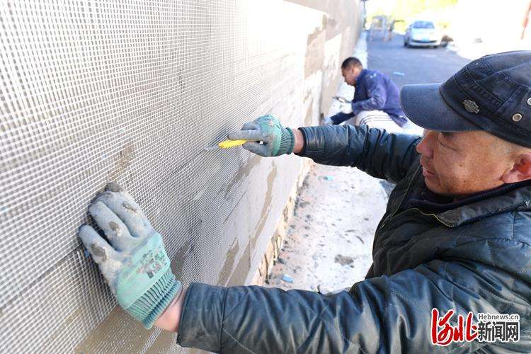 河北怀来：开启“暖冬”保温工程