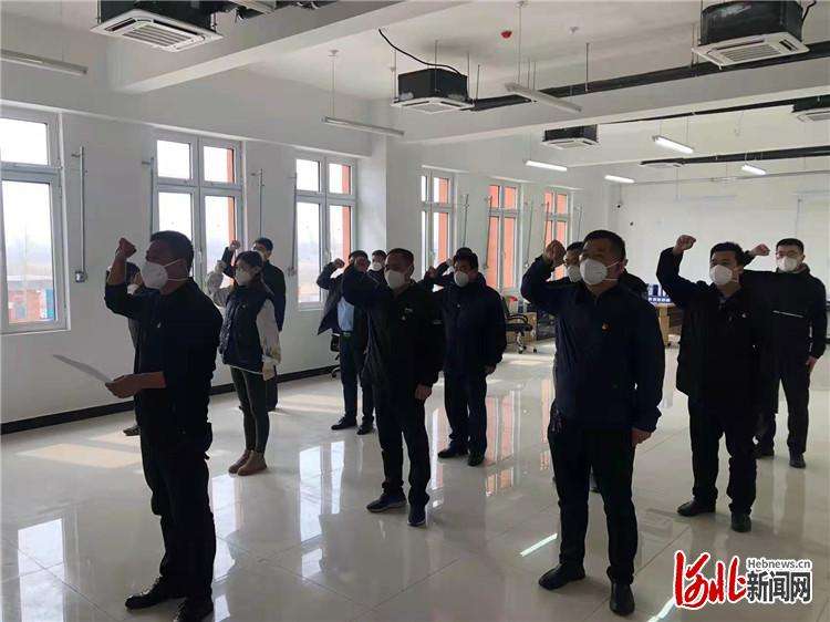 让旗在抗疫一线高高飘扬 廊坊市安次区第十九中学康复医院临时支