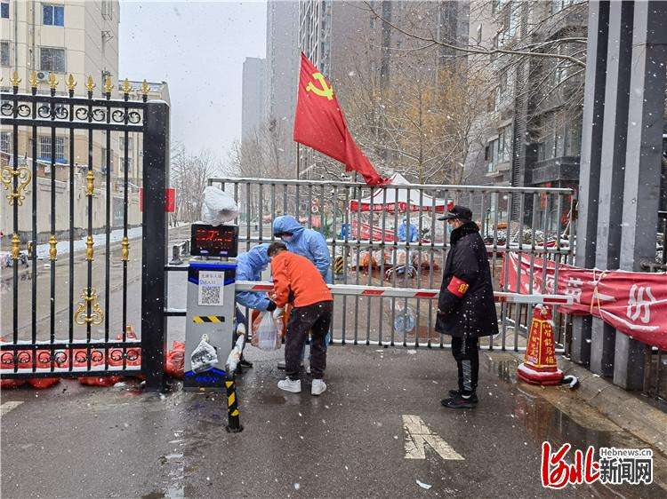 三河：风雪无阻 全力保障群众生活物资供应