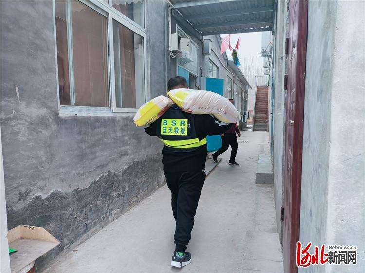 香河经开区环保产业园专门民生保供小组疫情期间让居民安心居家