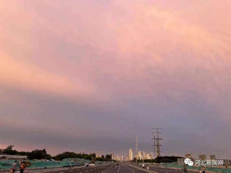 刷爆朋友圈！石家庄、邯郸、邢台的天空，美的像童话！