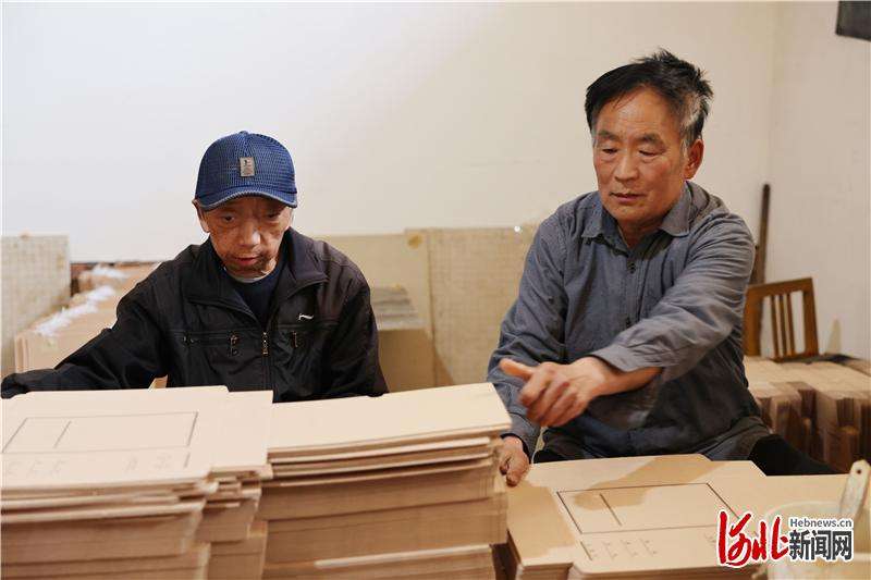 河北广宗：用心学史 真心办实事