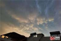邯郸上空现积雨云 气象门提醒注意强对流天气