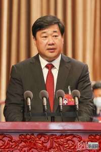 张家口市第十五届代表第一次会议开幕