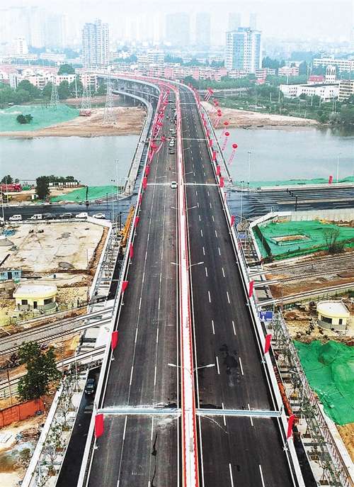秦皇岛市海滨路东西延伸工程全面通车