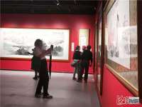 秦皇岛喜迎100型书画作品展举行