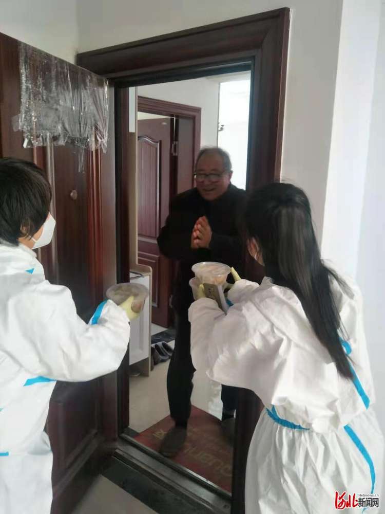 河北南宫：防控一线，彼此温暖