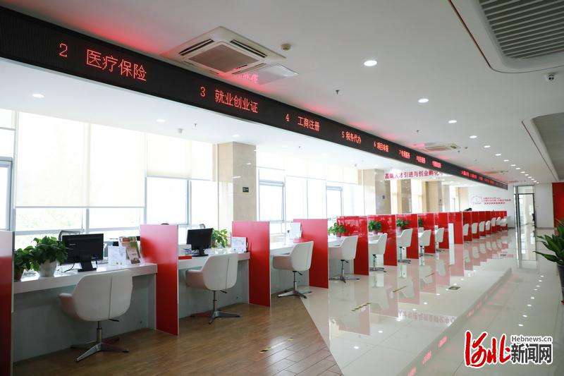 石家庄高新区：人才新政一年引进高端人才65名