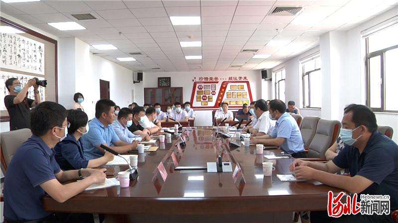 河北工业学与承德宽城一中举行共建“优秀生源基地”签约授牌仪式
