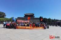 秦皇岛山海关区：45名残疾朋友登上长城