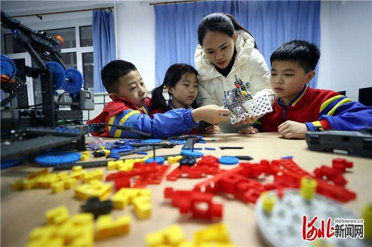 廊坊教育系统奋力争当“五个廊坊”排头兵