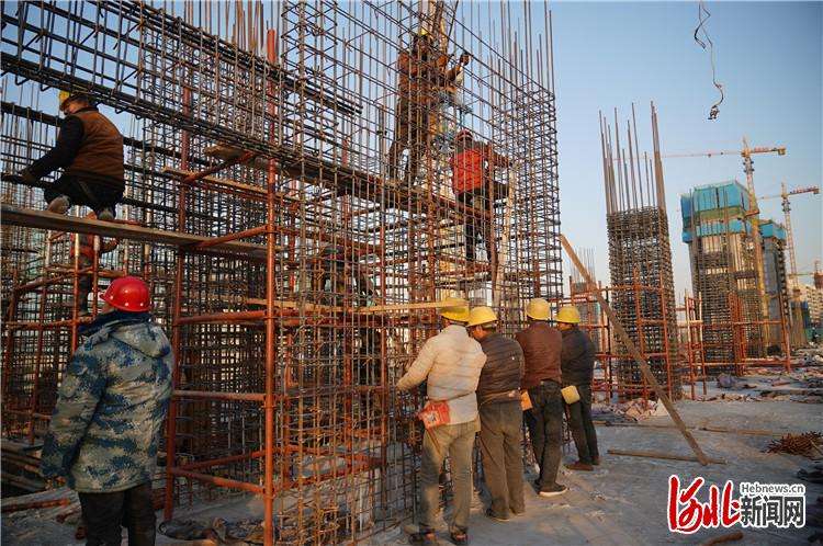 河北邢台：项目施工忙