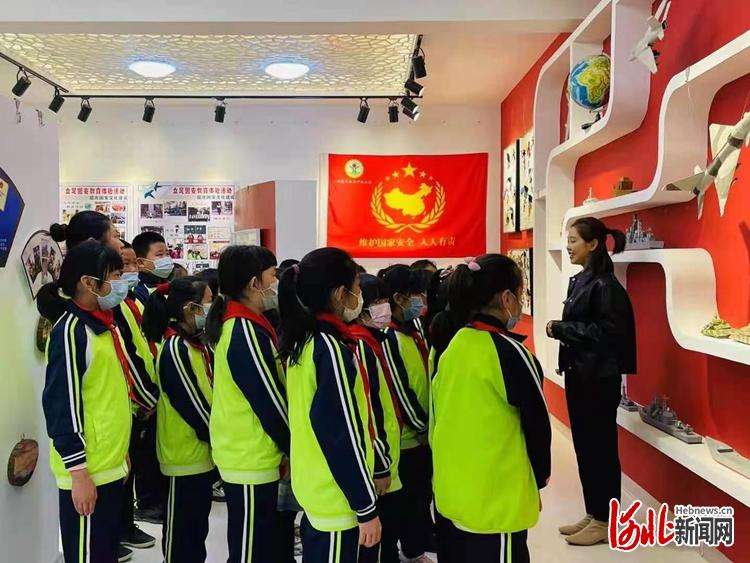 秦皇岛北戴河海宁路小学举办“全民安全教育日”主题活动