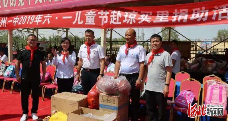 三尺讲台 情洒边疆——记张家口援疆支教团队巴州一中分队