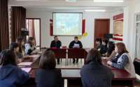 秦皇岛北戴河区车站社区举办  “学史，感恩，薪火传”故事会