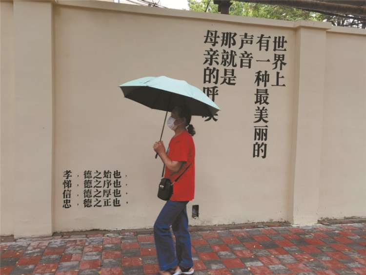 石家庄煤机街（槐岭路至槐中路段）变身“网红打卡地”