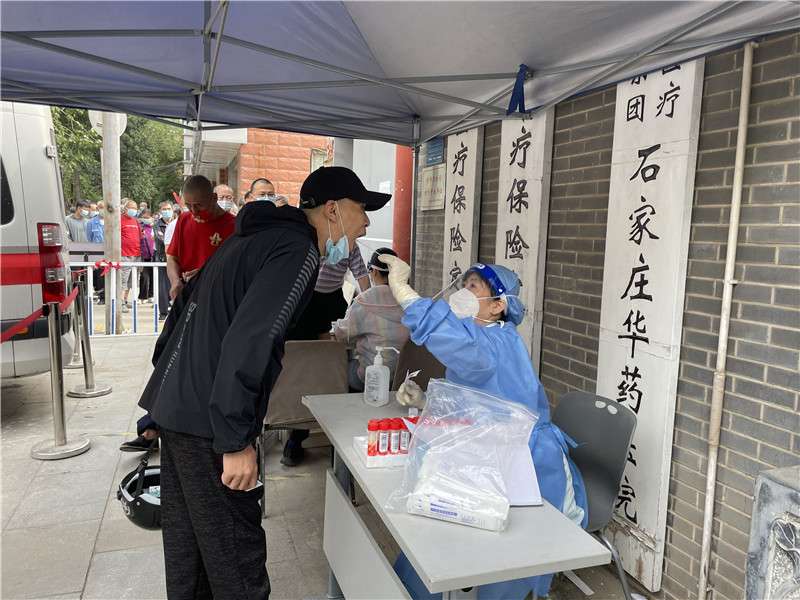 现场直击：石家庄检测点有冷有热有秩序