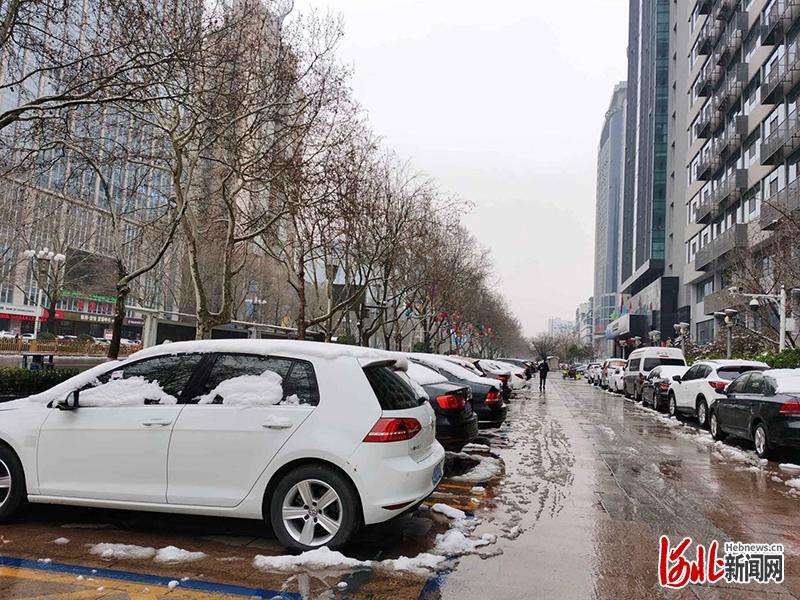河北邯郸终于等到雪